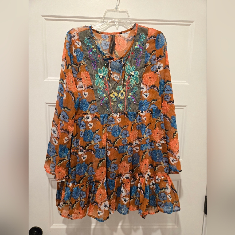 NWT Aratta Floral Embroidered Women's Top
